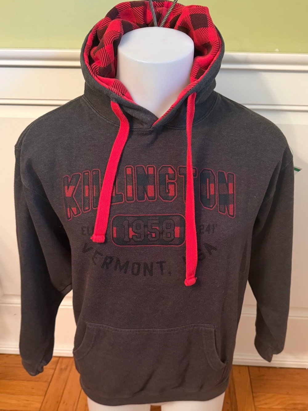 Vintage Style Killington VT USA Hoodie Medium Gray Red Drawstring Ouray Pullover